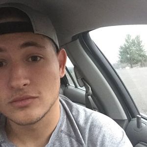 Meet your Posher, Derek